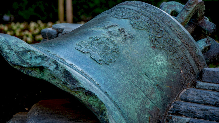 World War II Memorial- The Bell Memorial