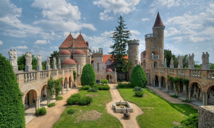Bory-vár
