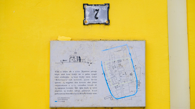 Megyeház street with the remains of the town wall