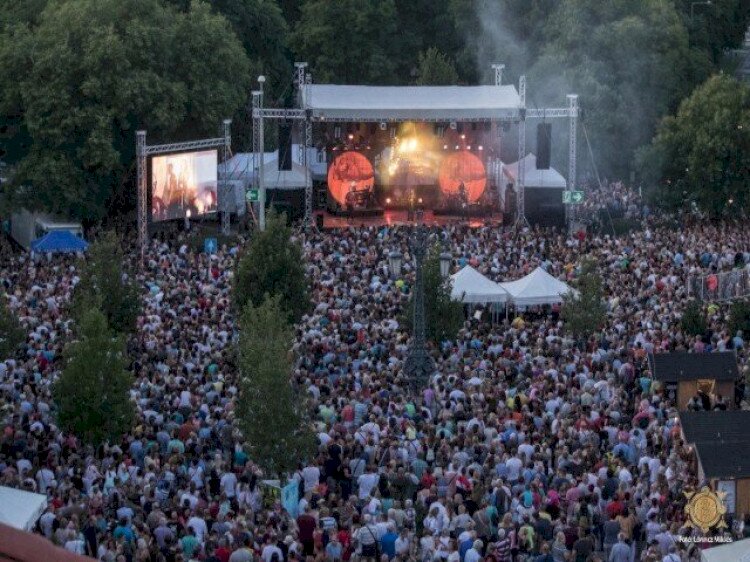TNT concert - 21 August, 21:00