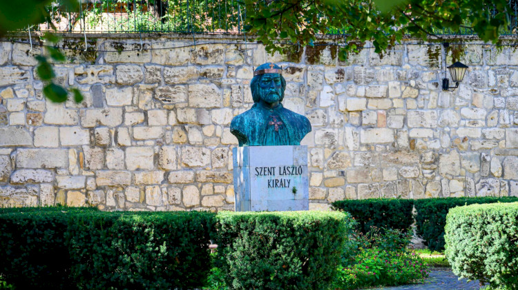Remains of the town wall at Prohászka Park