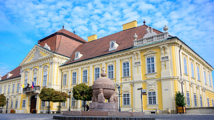 Versbe szedett történelem
