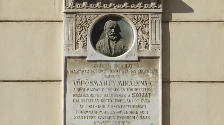Vörösmarty Mihály emléktábla