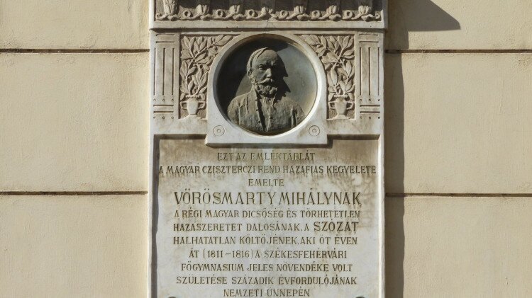 Vörösmarty Mihály emléktábla